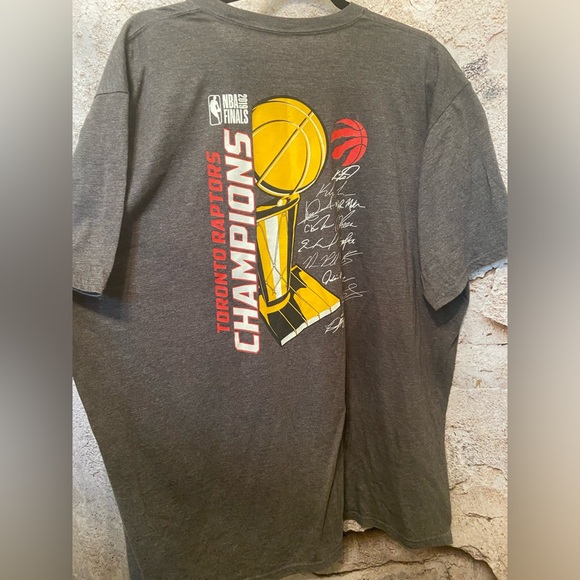 Fanatics Raptors NBA 2019 Championship Tee - Picture 3 of 5